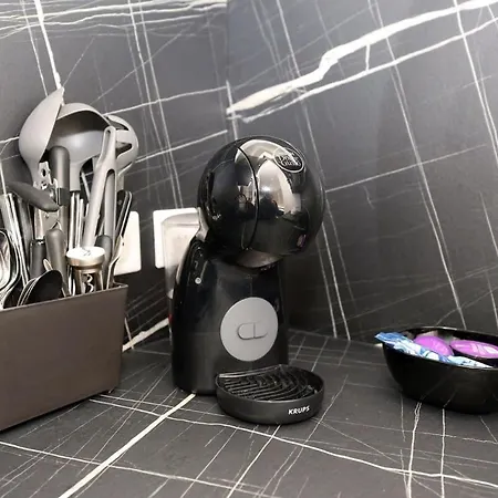 Proche Des Celebres Puces De 4p Daire *